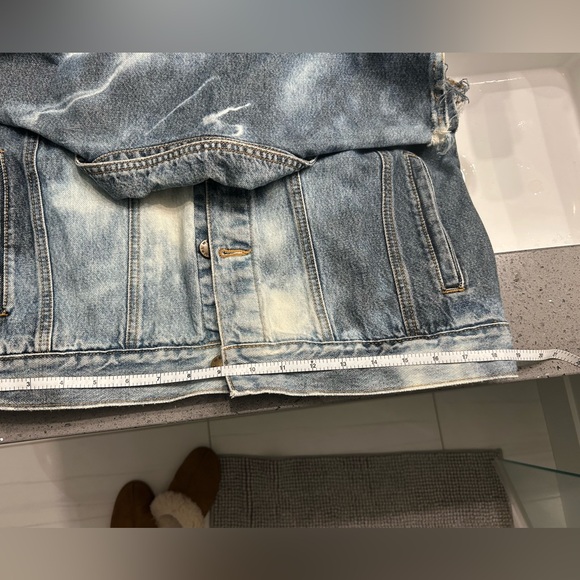 Acid wash distressed denim vest - Picture 9 of 11